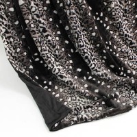 Wendedecke Schneeleopard grau-schwarz/schwarz, ca. 150 cm x 200cm